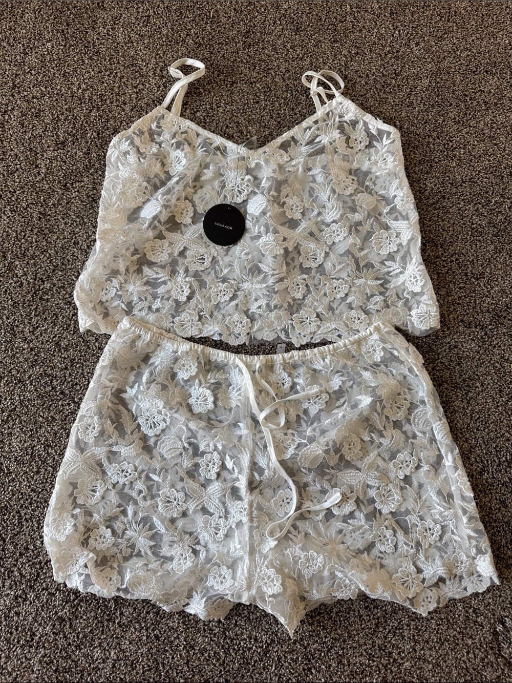 NWT Lulu’s Lace Floral Cami & Short Sleep Set Bridal - White